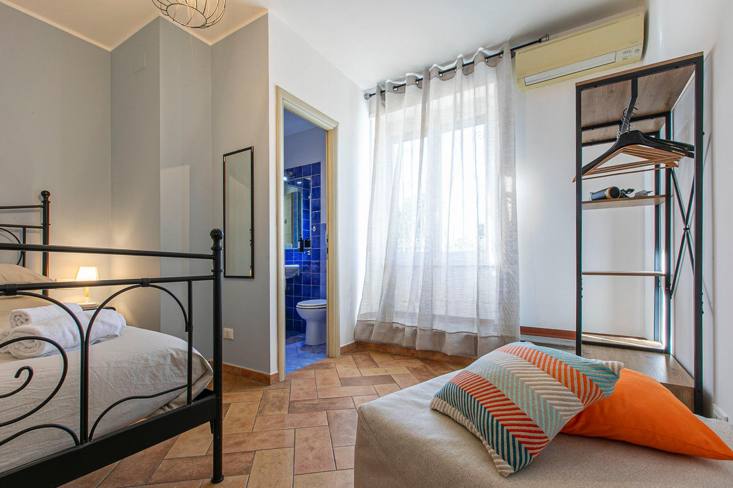 Roma, zona Ardeatina "Alchimia Friends and family" casa vacanza